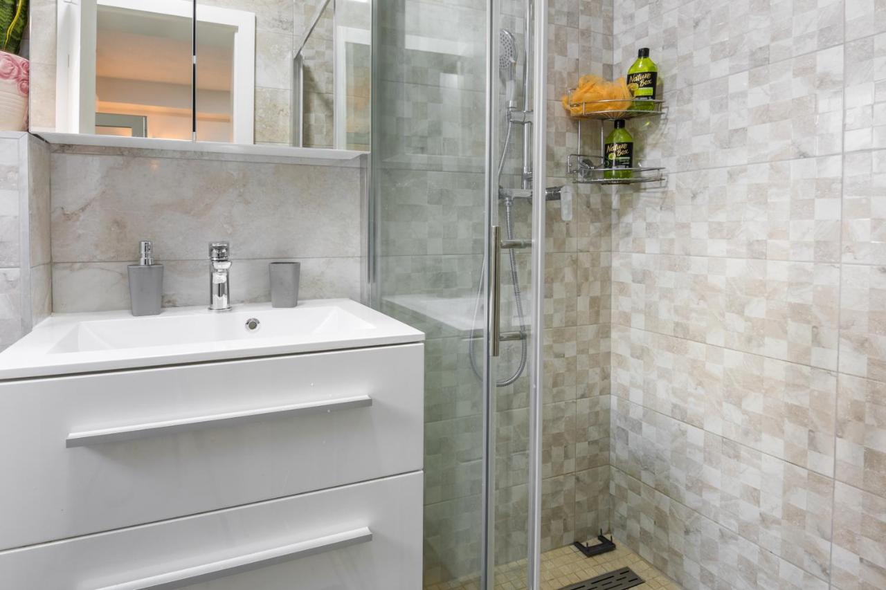 Apartman Ivan Макарска Екстериор снимка