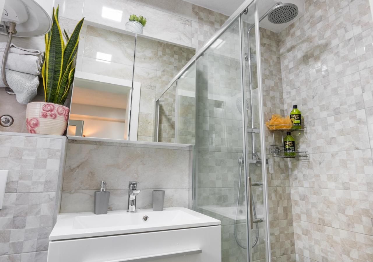 Apartman Ivan Макарска Екстериор снимка